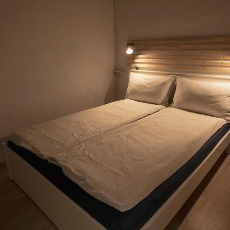 Ruifang Yi Hostel New Taipei City Luaran gambar