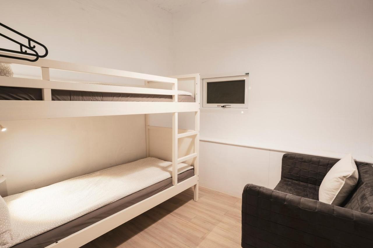 Ruifang Yi Hostel New Taipei City Luaran gambar